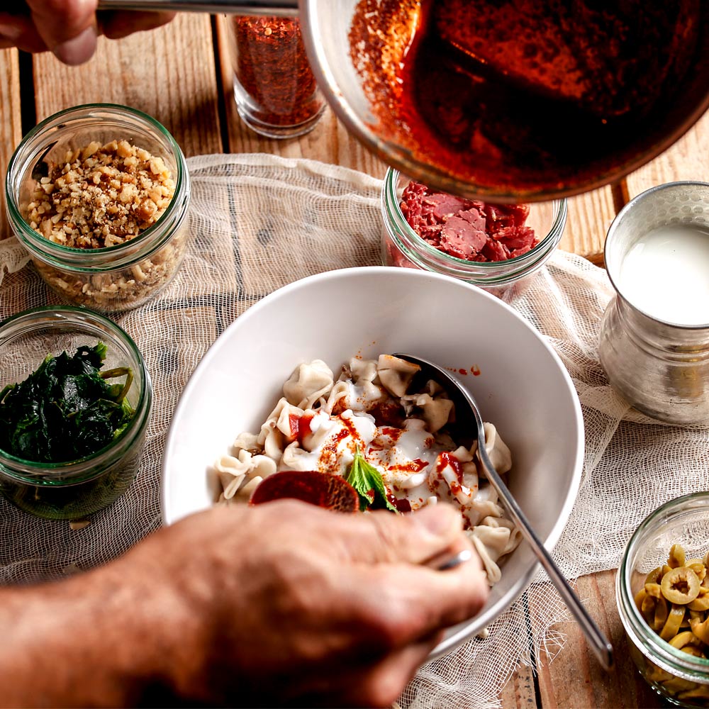 Manti per Hand zubereitet